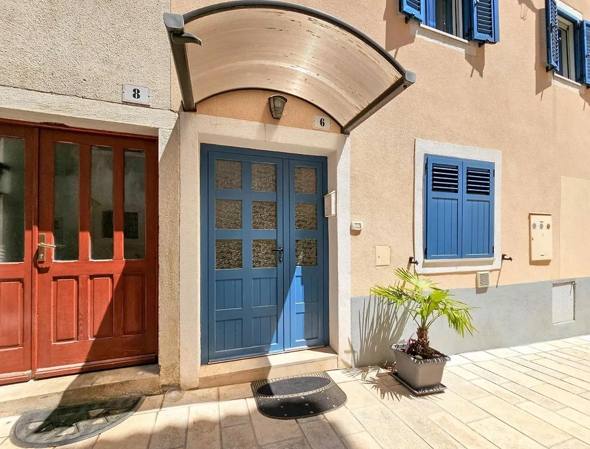 Melanie Studio Apartment Novigrad  Croatia